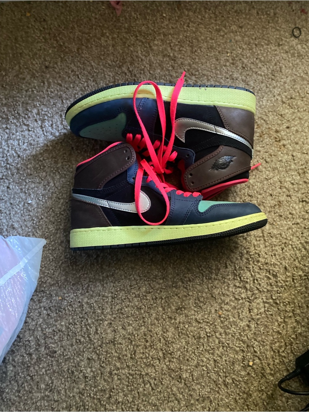 Nike Kids High-Top Sneakers in Brown, Black, Neon Pink & Lime